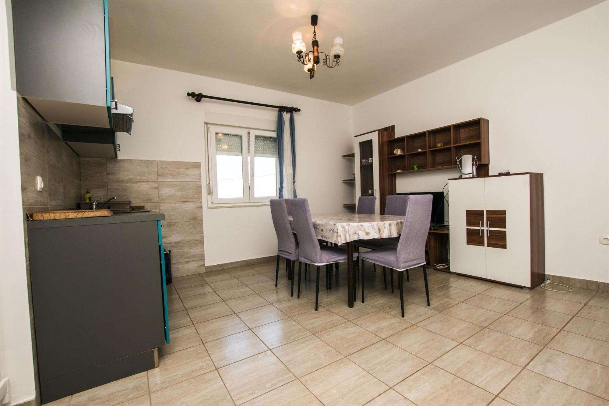 Apartment Marin Tkon Exterior photo
