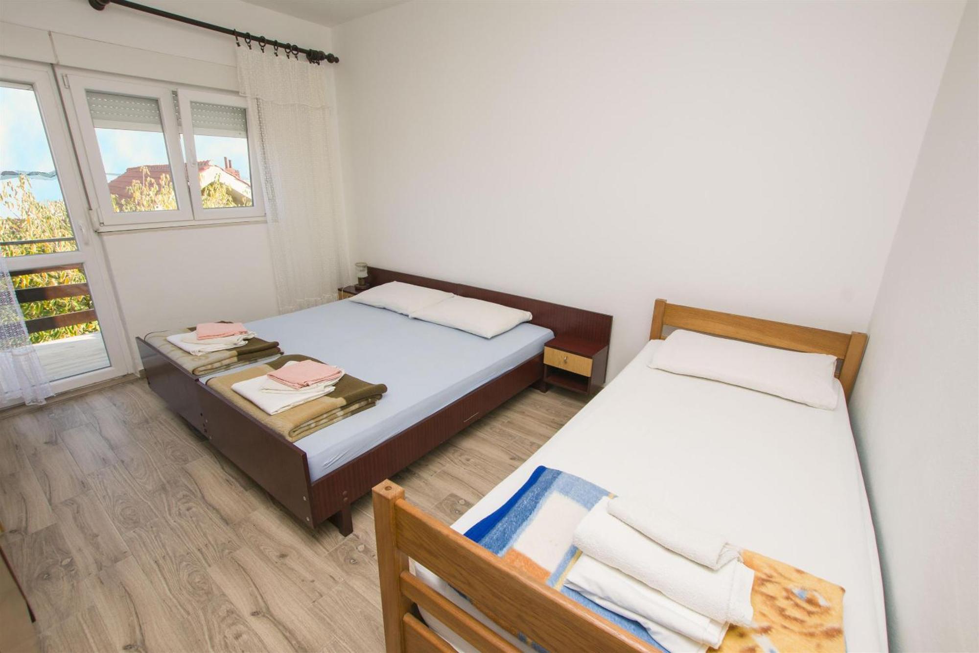 Apartment Marin Tkon Exterior photo