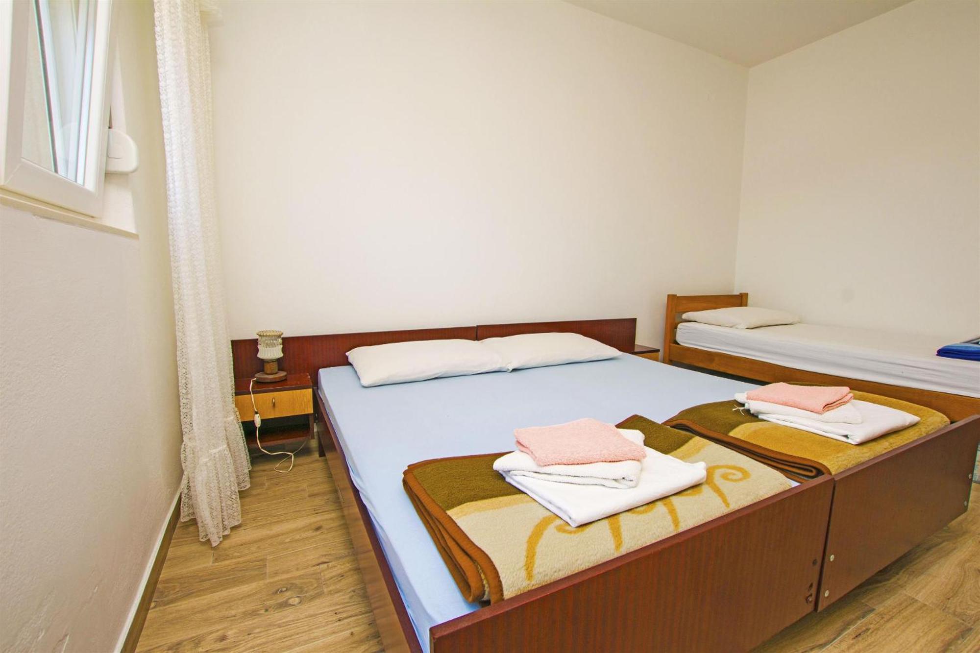 Apartment Marin Tkon Exterior photo